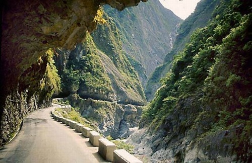 Guoliang Tunnel (2)