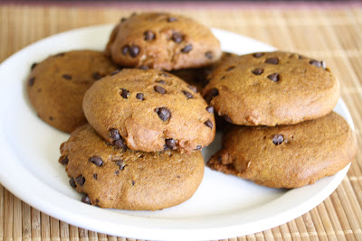 photo of a plate of Pumpkin spice chocolate chip cookies