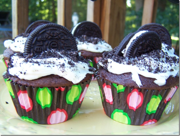 Oreo cupcakes 039