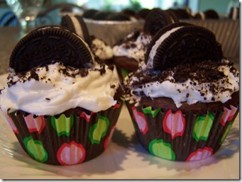 Oreo cupcakes 019