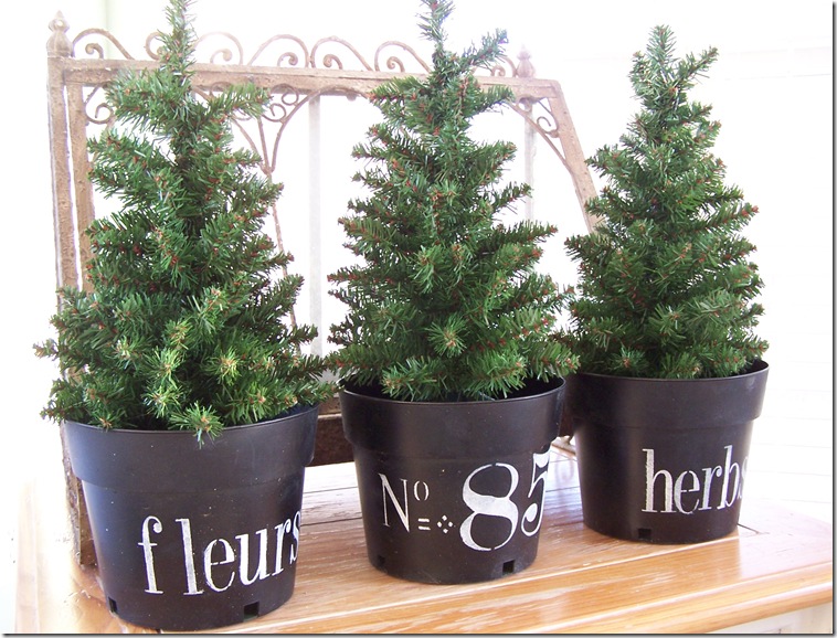 Christmas mini trees 012