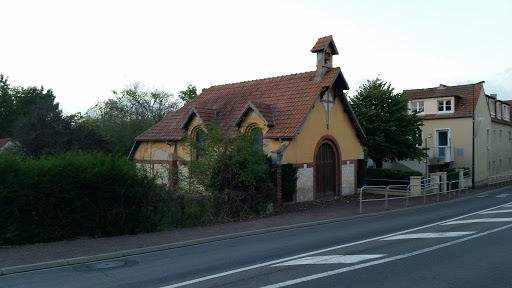 Ancienne Chapelle Du Fresne D'Argences