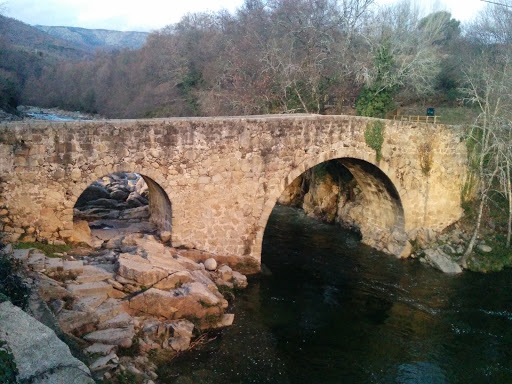 Puente Romano de la Garganta de Cuartos