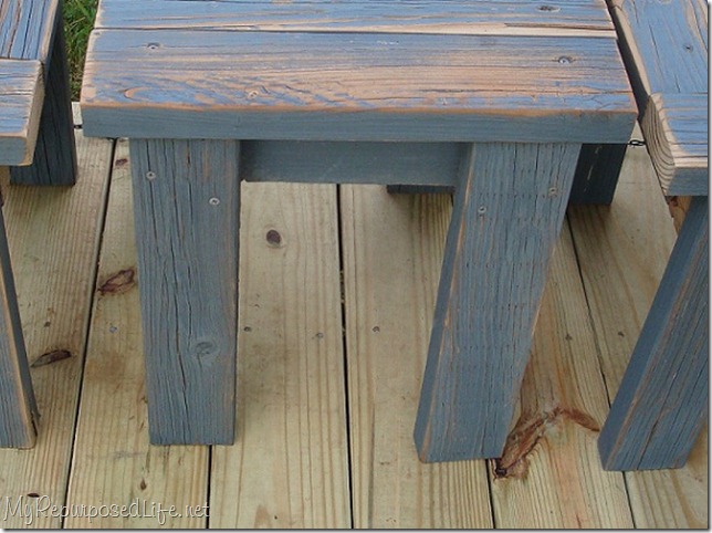 Easy Benches made with 2x4's
