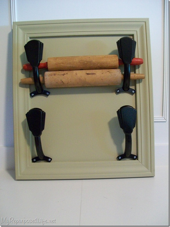 rolling pin display rack