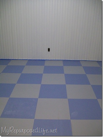 painted vinyl (kitchen) floor