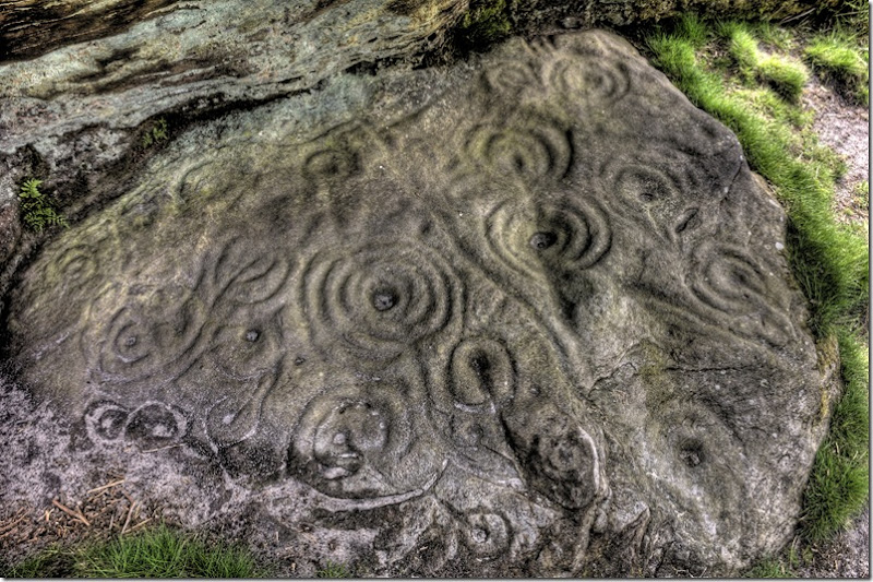northumbrian rock art rockshelter floor at ketley crag
