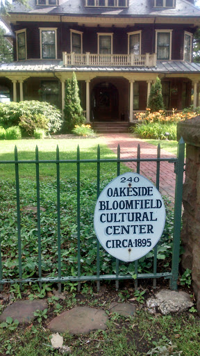 Oakeside Bloomfield Cultural Center