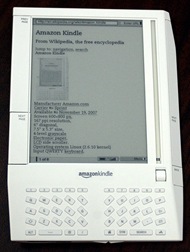 Amazon Kindle [Shakata Ga Nai em Wikimidia Commons]