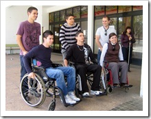 Actividad de simulación sobre discapacidad que tuvo lugar la pasada primavera en el IES 'San Juan Bautista de la Concepción'.