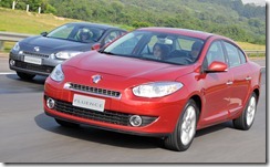 Novo_Renault_Fluence_Privilege___ALTA__Imagem_11