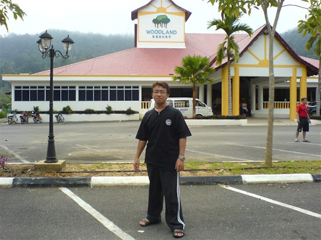 take infrom resort....but i look fat liao....