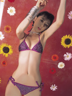 super boobs sexy tit model.jpg