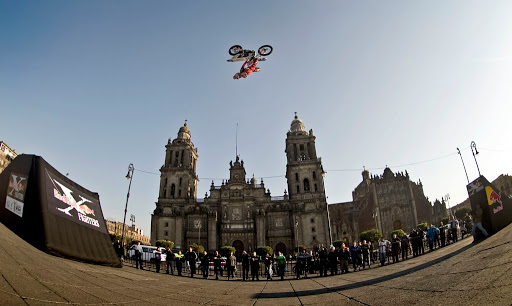 Dany Torres - Mexico City 09 (c)Jˆrg Mitter/Red Bull Photofiles