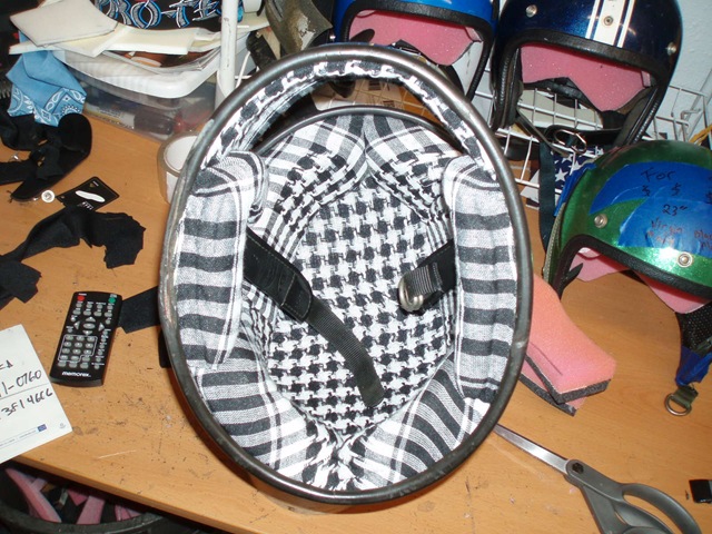 [2010 helmets 002[2].jpg]