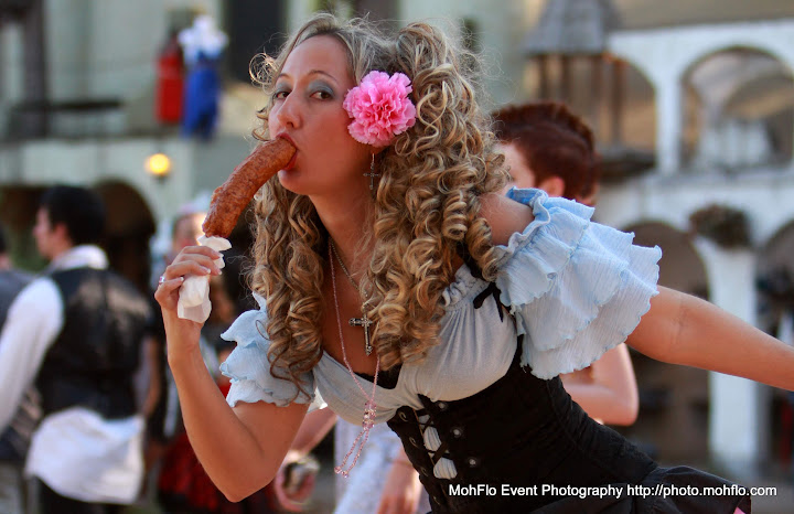 Texas Ren Fest -- People in photography-on-the.net forums