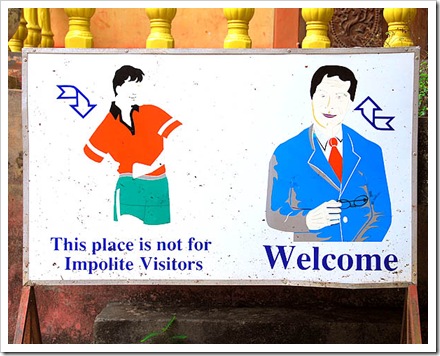 welcome-polite-visitors-ninh-binh-vietnam