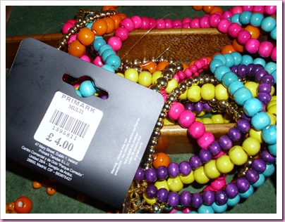 Primark wooden bead necklace