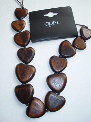 [Primark Wooden heart necklace[6].jpg]