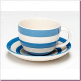 Set of 4 Cappuccino Cups and Saucers