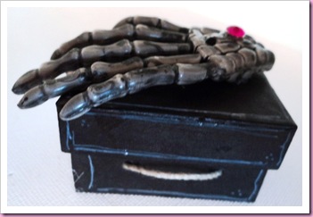 Halloween Scary Skeleton Hand Favor Box