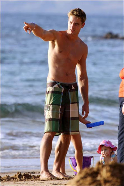 Garni Photo: "Aquaman" pilot starring Justin Hartley