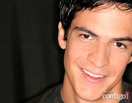 http://lh6.ggpht.com/_Y44J1ajb0Ho/SXcgR-oDfYI/AAAAAAAANWQ/Q5WEsstIVig/Mateus_Solano_01_06.jpg