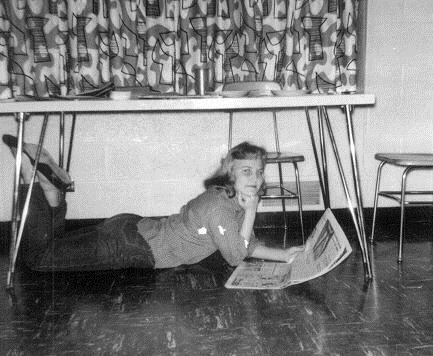 [Karen the college girl, BYU, 1957[4].jpg]