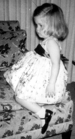 [Julie in a pretty dress, 1964 2[4].jpg]