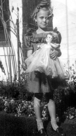 [Karen & her Grammie's doll, 1946[5].jpg]