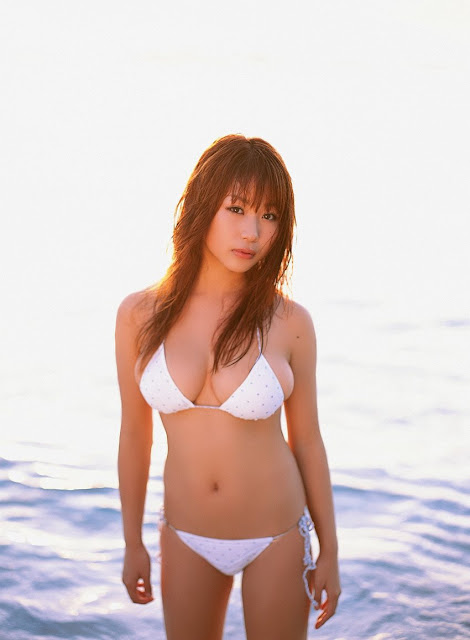 Mai Nishida Japanese Gravure Busty Sexy Idol Photos Gallery.jpg