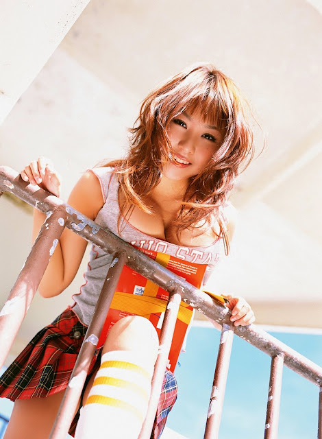 Mai Nishida Japanese Gravure Busty Sexy Idol Photos Gallery.jpg