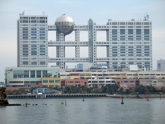 [Fuji television building (Tokyo, Japan)[9].jpg]