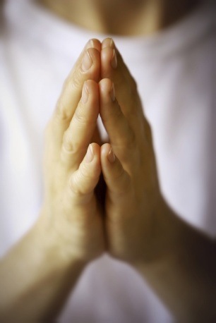 [Praying hands[8].jpg]