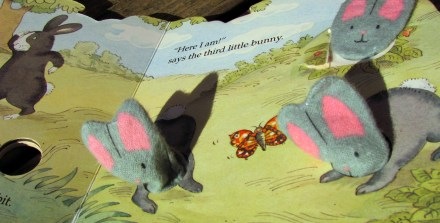 [Three Little Bunnies[3].jpg]