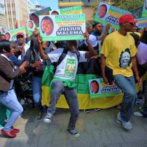 [ANTI-BOER intimidation tactics at Malema hatespeech trial Equality courtAPR152011jpeg[15].jpg]