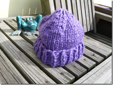 Knitted Flat Hat, free pattern (easy)