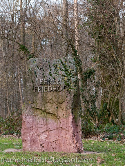 Ehrenfriedhof-2-1