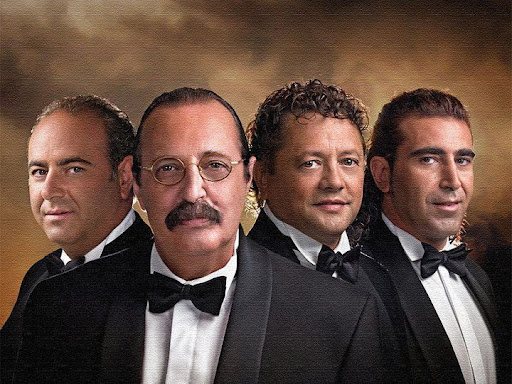 Pascual%20Gonz%C3%A1lez%20y%20Cantores%20de%20H%C3%ADspalis.jpg