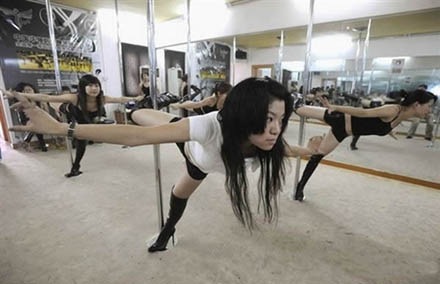 pole-dance-school (3)