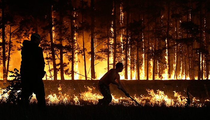 RUSSIA-HEATWAVE-FIRE-20100804-202812.jpg