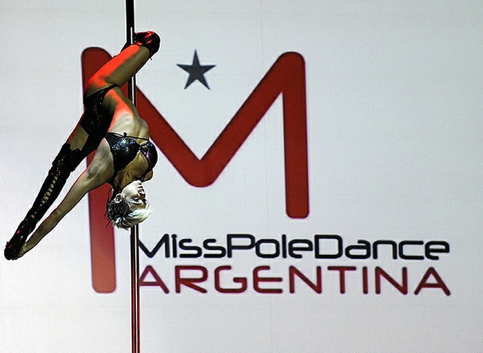miss-pole-dance-2010 (4)