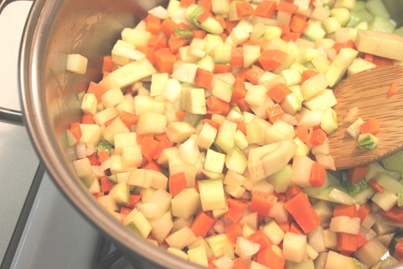 Mexican Vermicelli Soup with Chicken and Vegetables, quick and easy