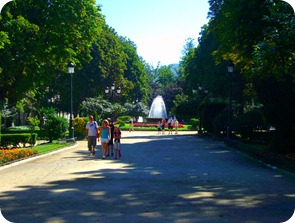 La Alameda: Plaza de Compostela