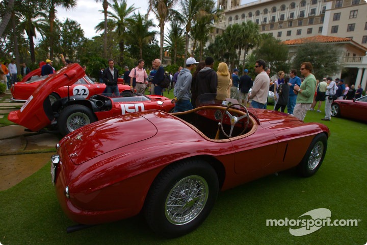 [Ferrari13[5].jpg]