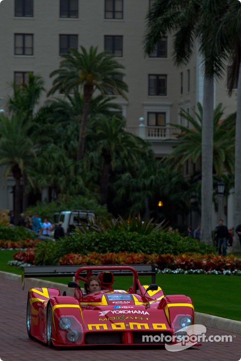 [Ferrari31[3].jpg]