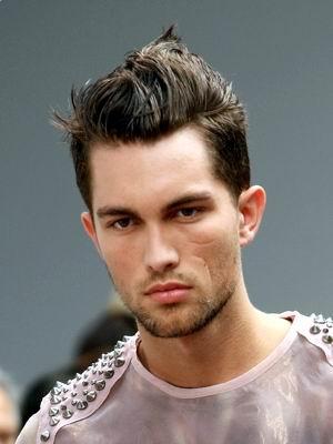 Stylish Short Hair Style For Men 2010. how to get this cool mens hairstyle?