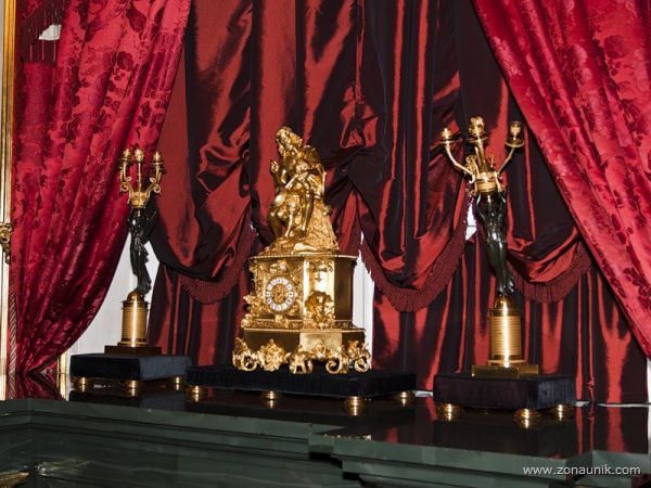 [Istana-terbesar-153.jpg]
