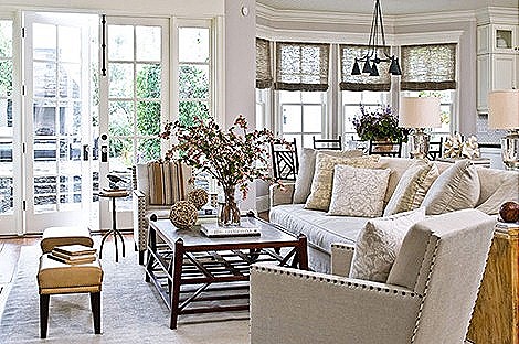 [family room (470x312)[5].jpg]