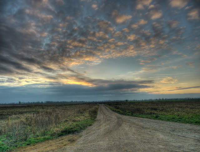 Looking West along Lodes Way near Reach Lode Bridge P1220249_50_51_52_53_54_55_tonemapped.jpg